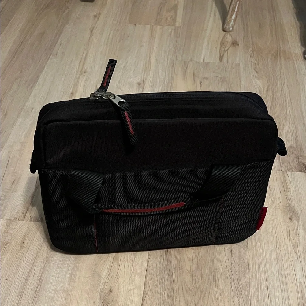 Belkin Tablet Bag